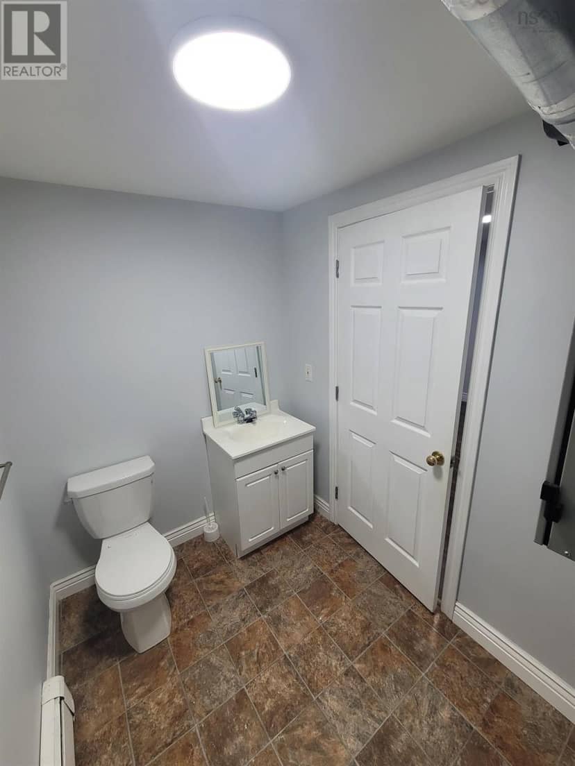 45 Railroad Street — photo 19 of 28