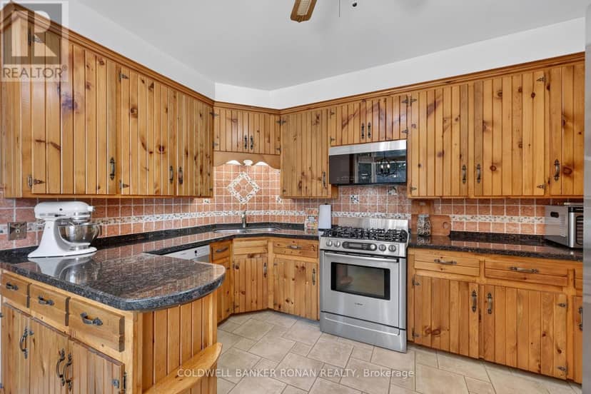 4087 Concession Rd 5 — photo 17 of 40