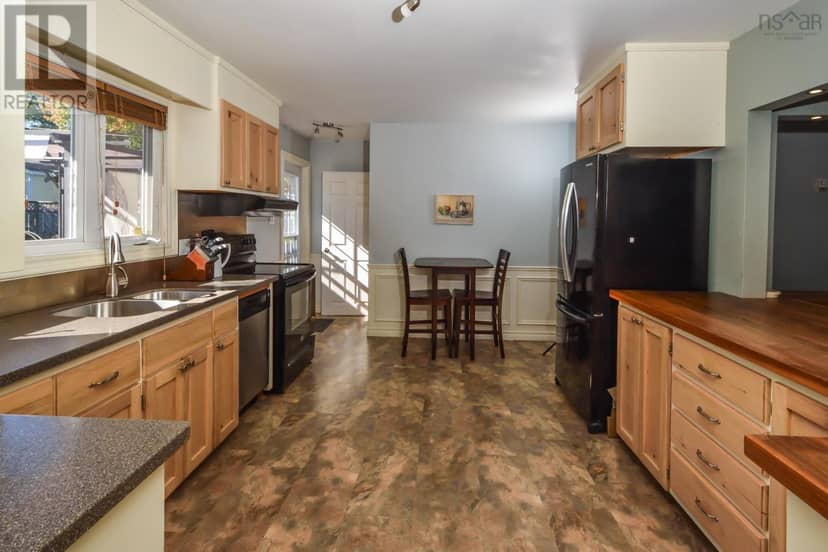 73 Forest Hill Road — photo 12 of 40
