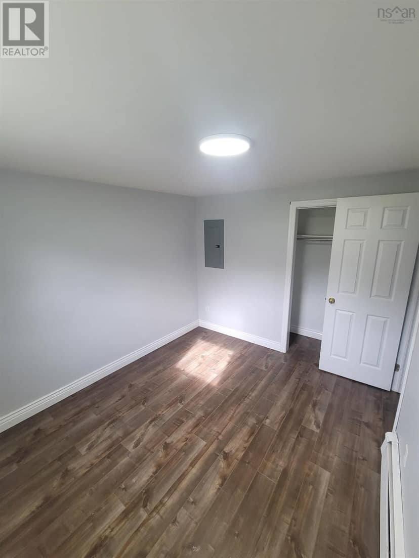 45 Railroad Street — photo 15 of 28