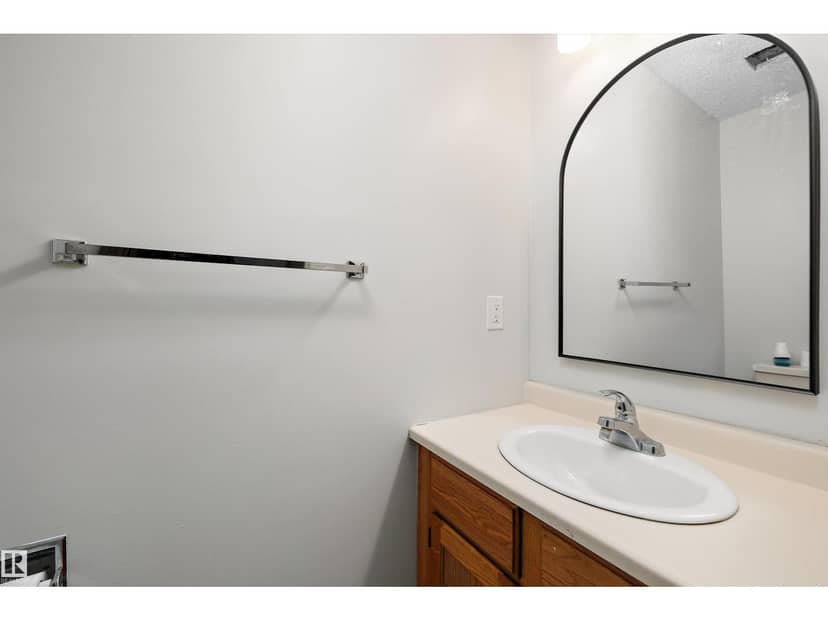 18923 82 AV NW — photo 23 of 40
