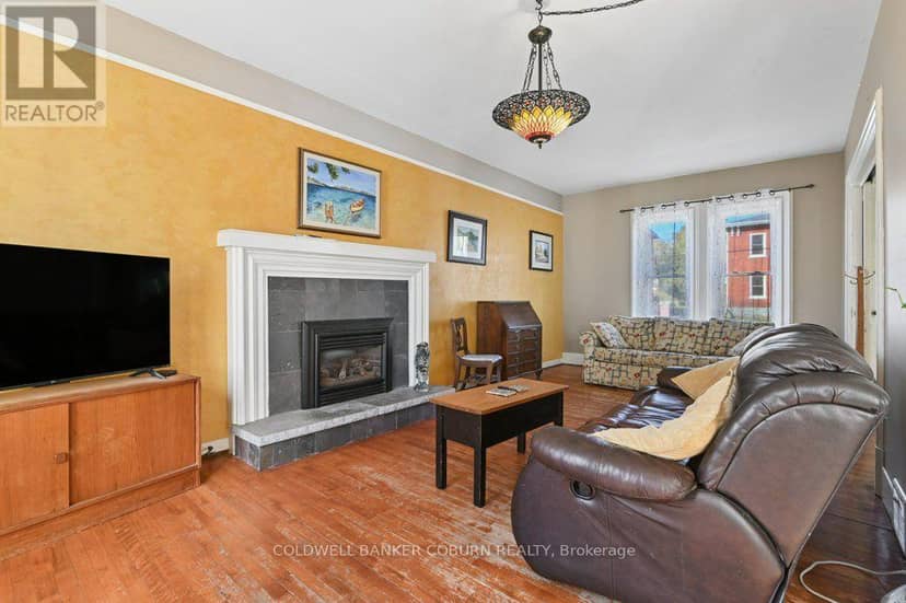 49 Lakeshore Drive — photo 9 of 39