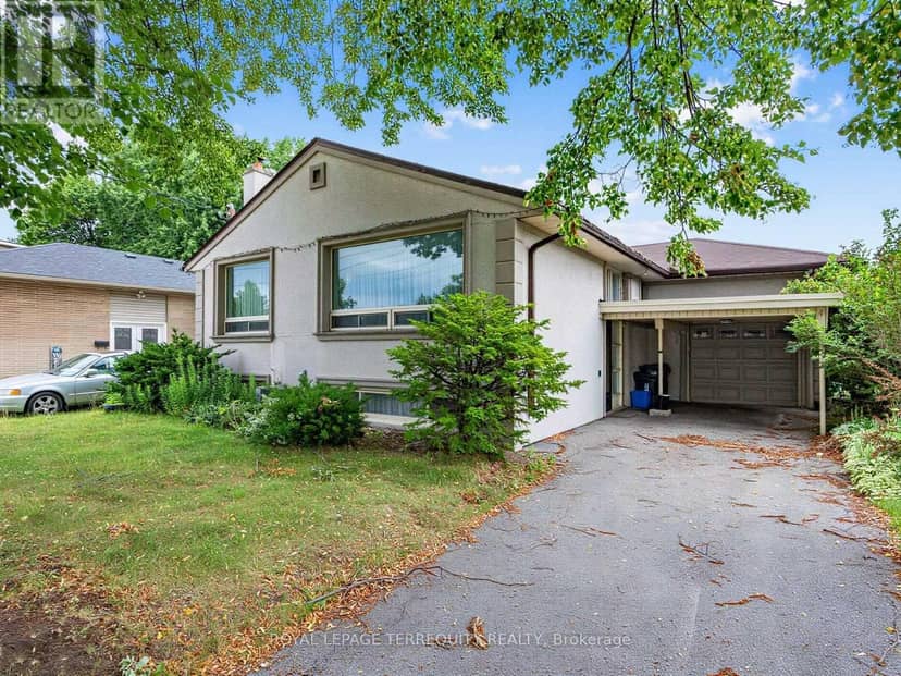 359 Renforth Drive, Toronto, photo 2