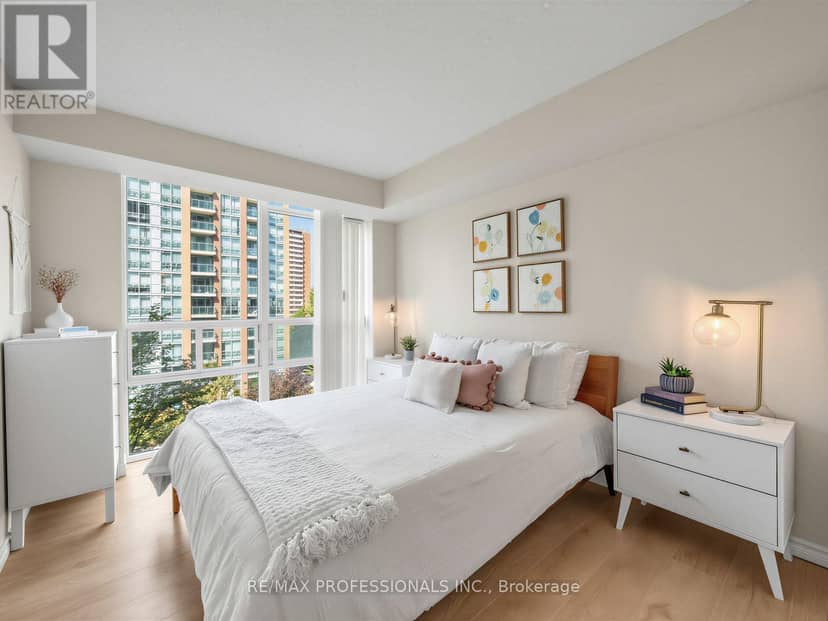 509 - 7 Michael Power Place — photo 21 of 40
