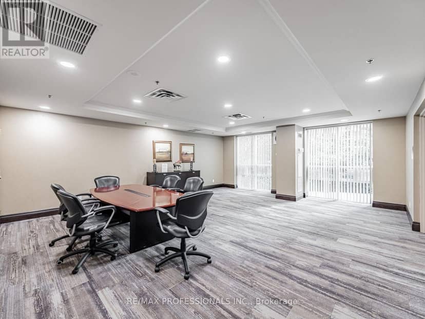 509 - 7 Michael Power Place — photo 38 of 40