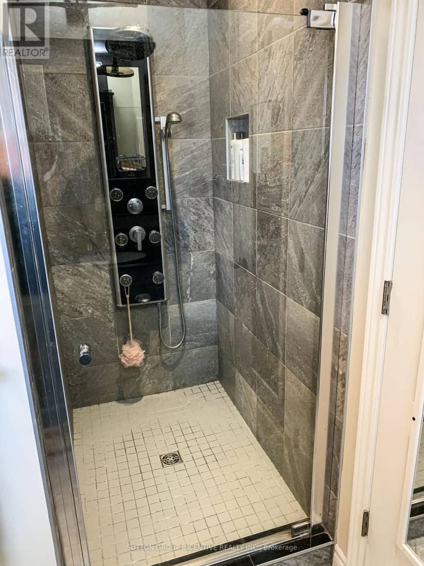 48 Wesley Avenue — photo 14 of 40