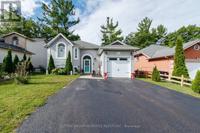 48 Wesley Avenue, Wasaga Beach, photo 2