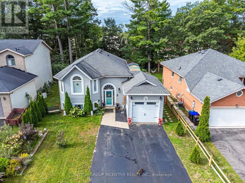 48 Wesley Avenue, Wasaga Beach, photo 3