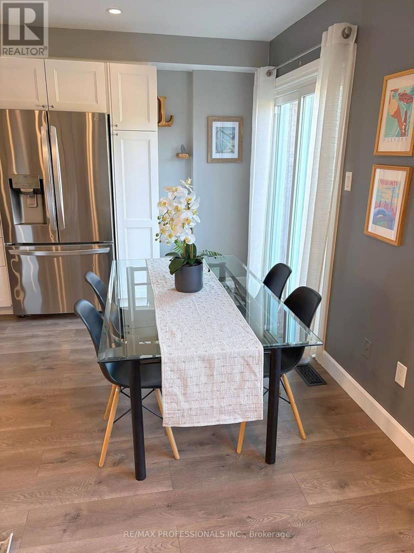 21 Waterbury Street — photo 10 of 40