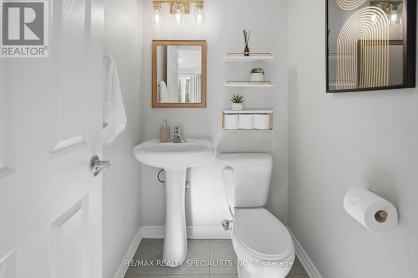 66 - 2441 Greenwich Drive — photo 27 of 36