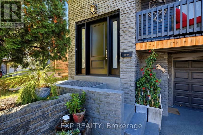 6348 Atherly Crescent — photo 4 of 40