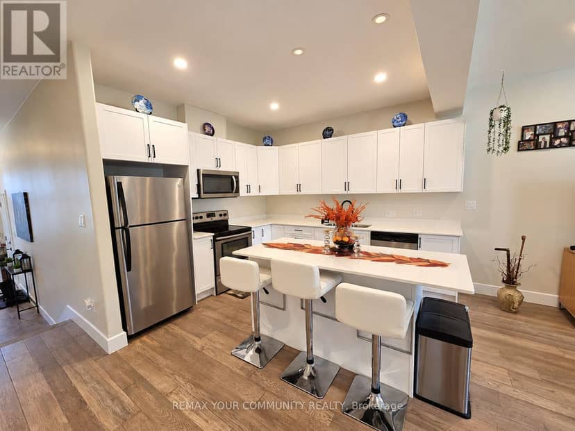 28 Dusenbury Drive — photo 9 of 27