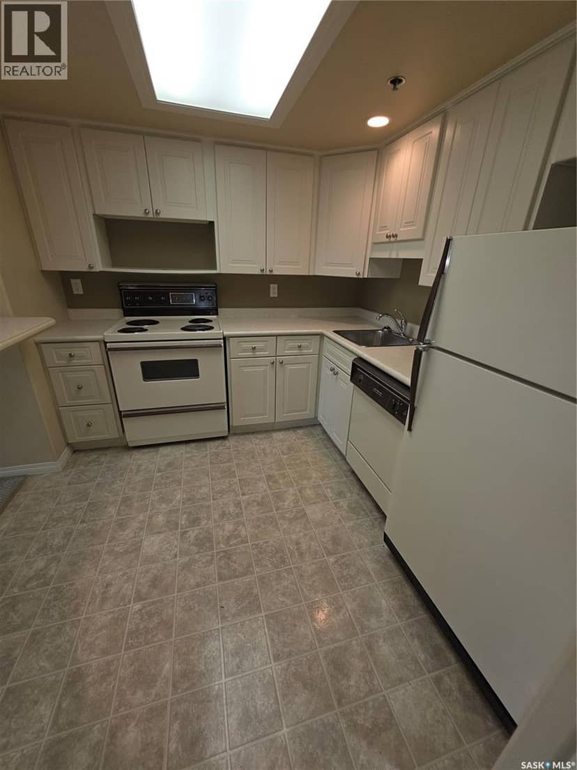 601 311 6th AVENUE — photo 16 of 25