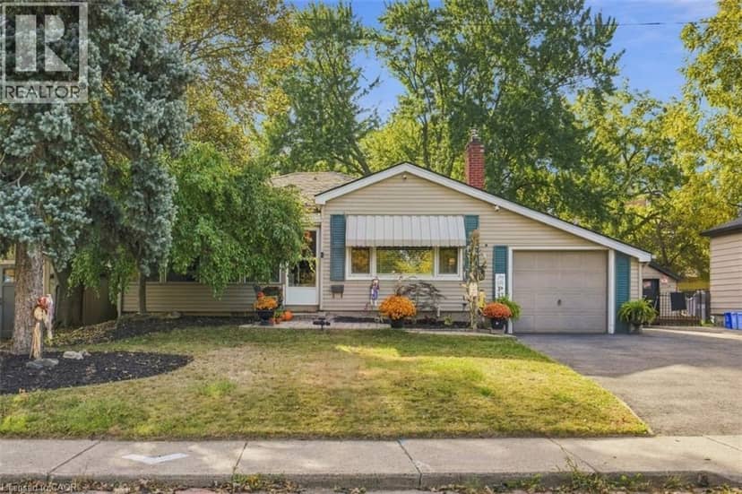36 POTTRUFF Road — photo 3 of 40