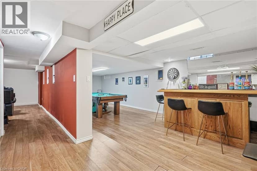 18 ROWNTREE Drive — photo 34 of 40