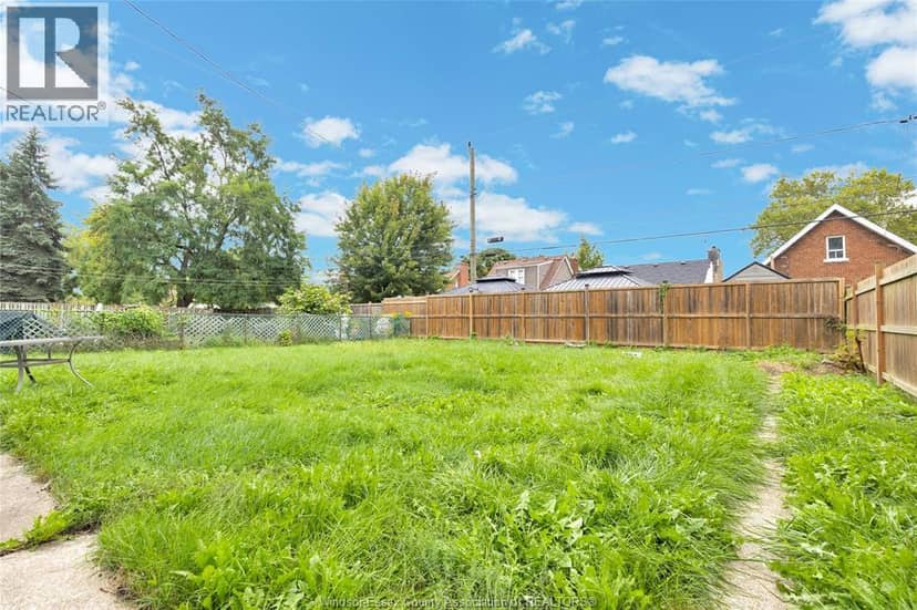 1658 Arthur — photo 19 of 21
