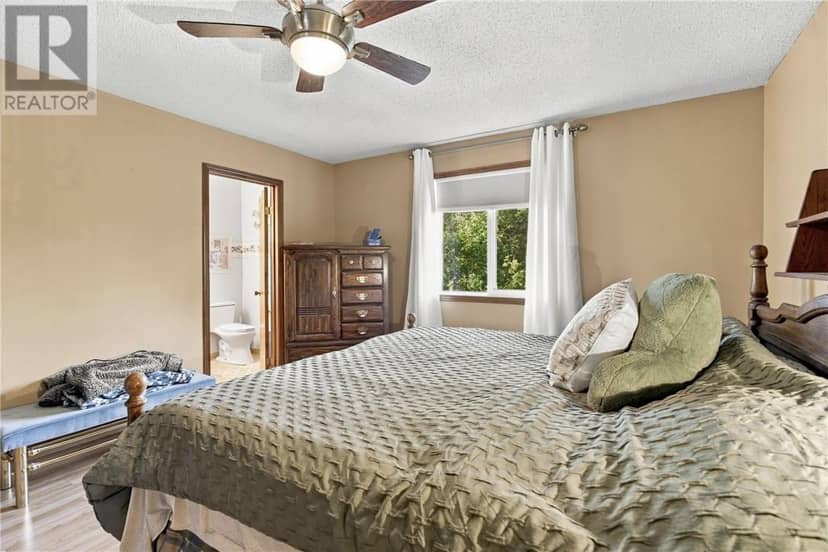 104 CATALINA Court — photo 12 of 19