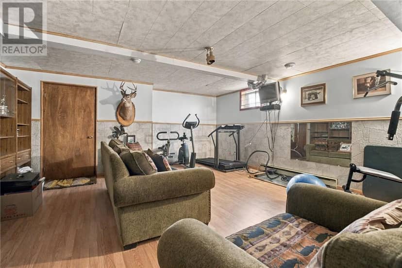 104 CATALINA Court — photo 15 of 19