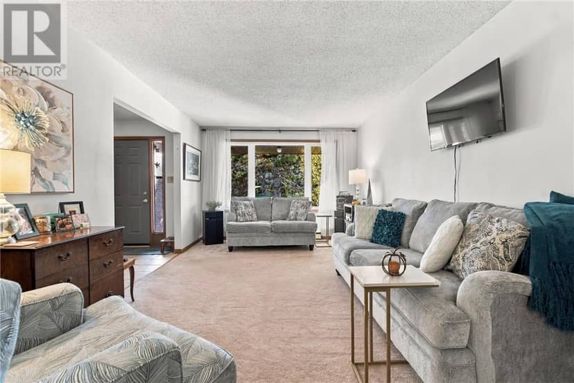 104 CATALINA Court, Sudbury, photo 6