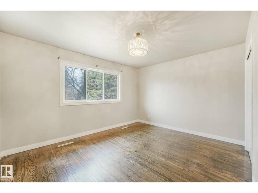 11308 129 AV NW — photo 23 of 40