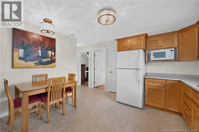 104 Colton — photo 13 of 34