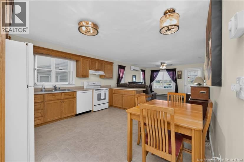 104 Colton, Riverview, photo 7