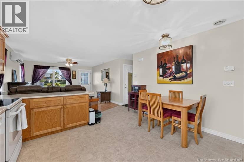 104 Colton — photo 9 of 34
