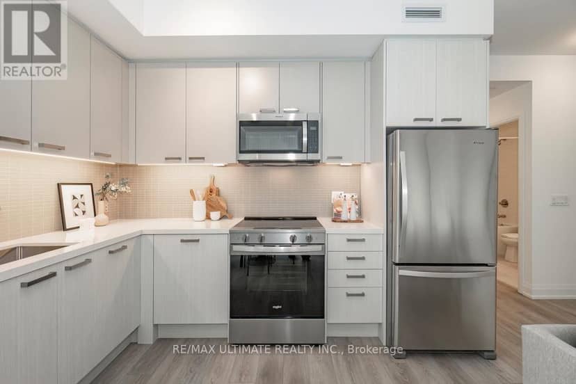 1008 - 20 Soudan Avenue — photo 4 of 40