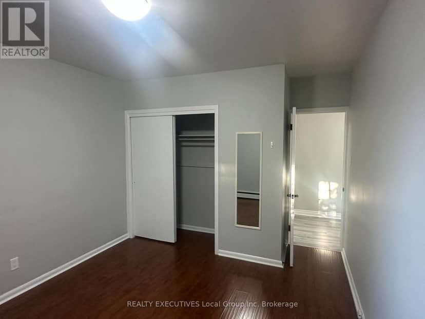 14 Milford Crescent — photo 12 of 37