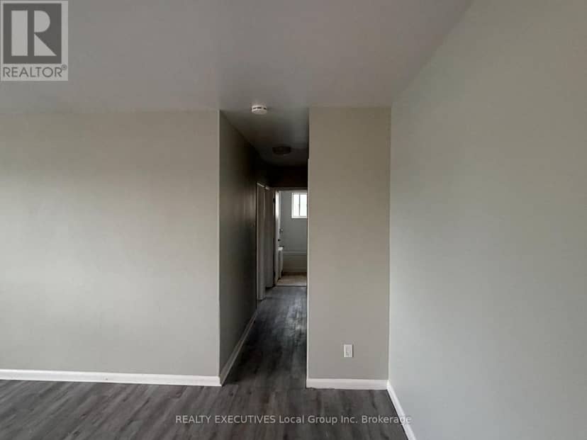 14 Milford Crescent — photo 26 of 37