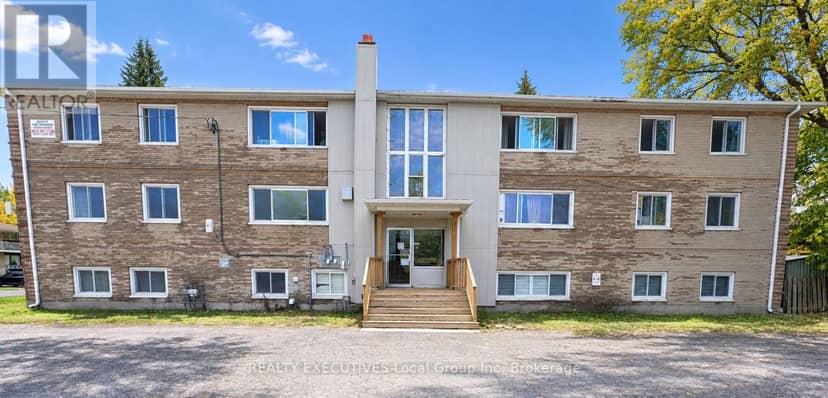 14 Milford Crescent, North Bay, photo 3