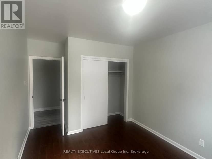 14 Milford Crescent — photo 33 of 37