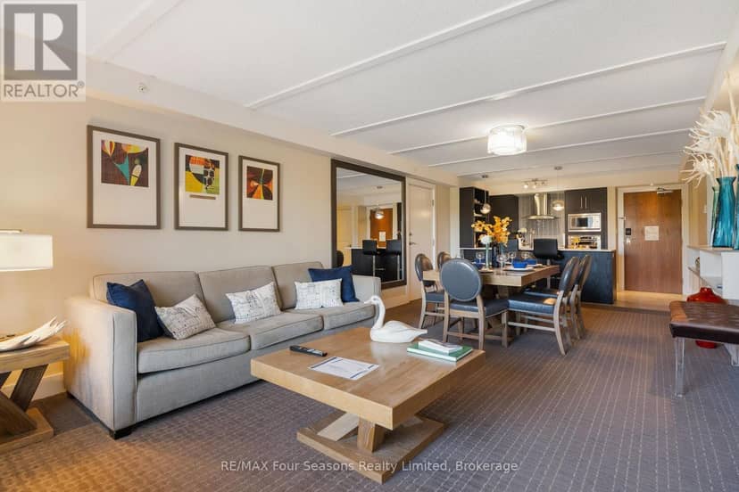 3109-3111 - 9 Harbour Street E, Collingwood, photo 2
