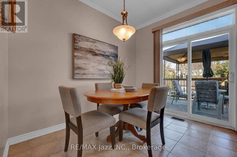 128 Nelson Street — photo 15 of 39