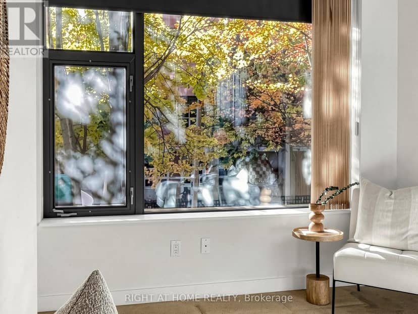 4 - 295 Mutual Street — photo 28 of 40