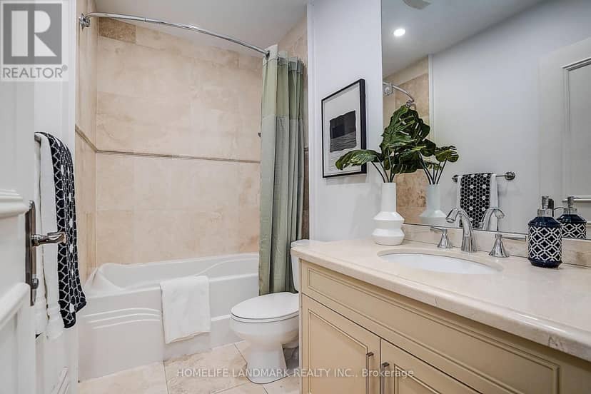 332 Greenfield Avenue — photo 33 of 40