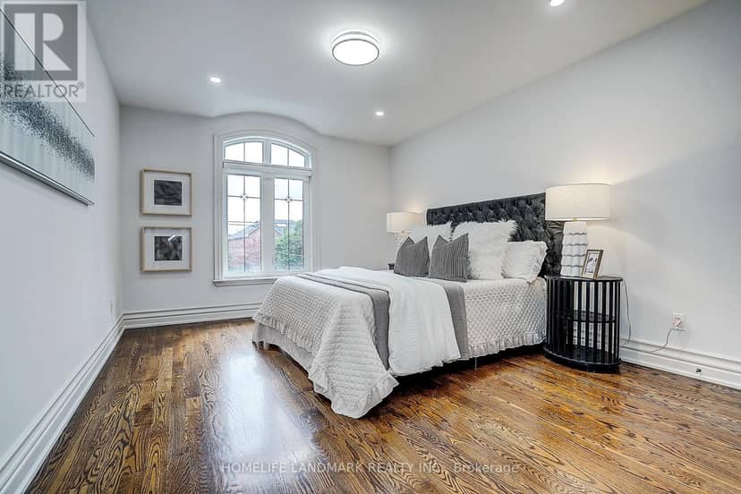 332 Greenfield Avenue — photo 34 of 40