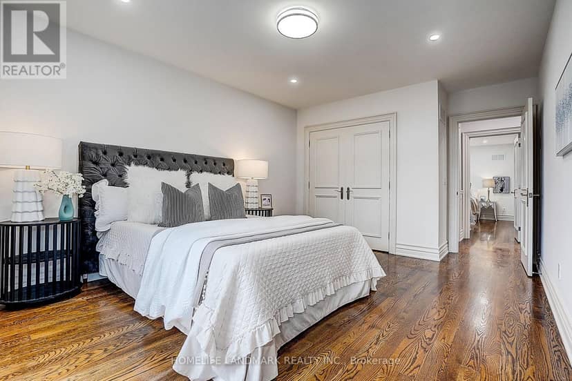 332 Greenfield Avenue — photo 35 of 40