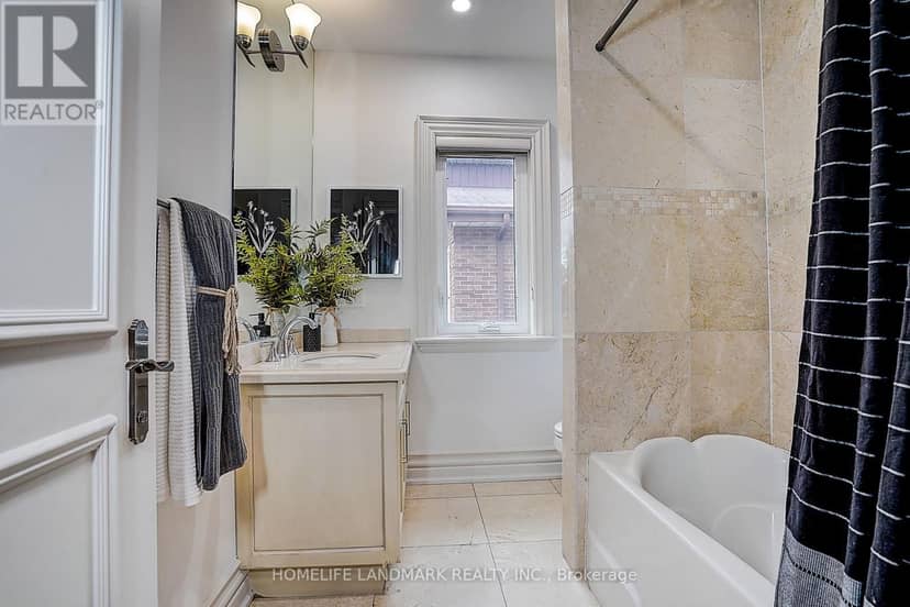 332 Greenfield Avenue — photo 36 of 40
