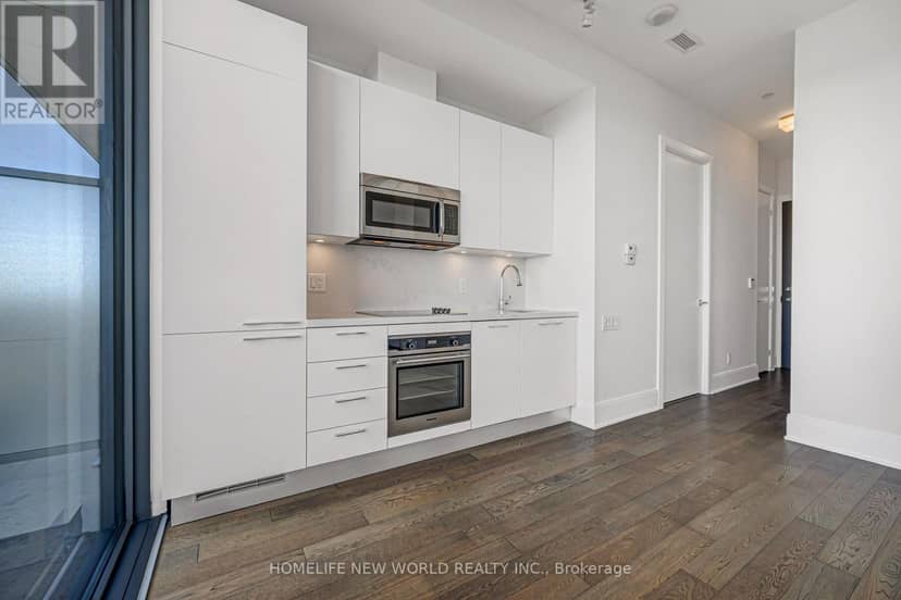 5603 - 42 Charles Street E — photo 11 of 35