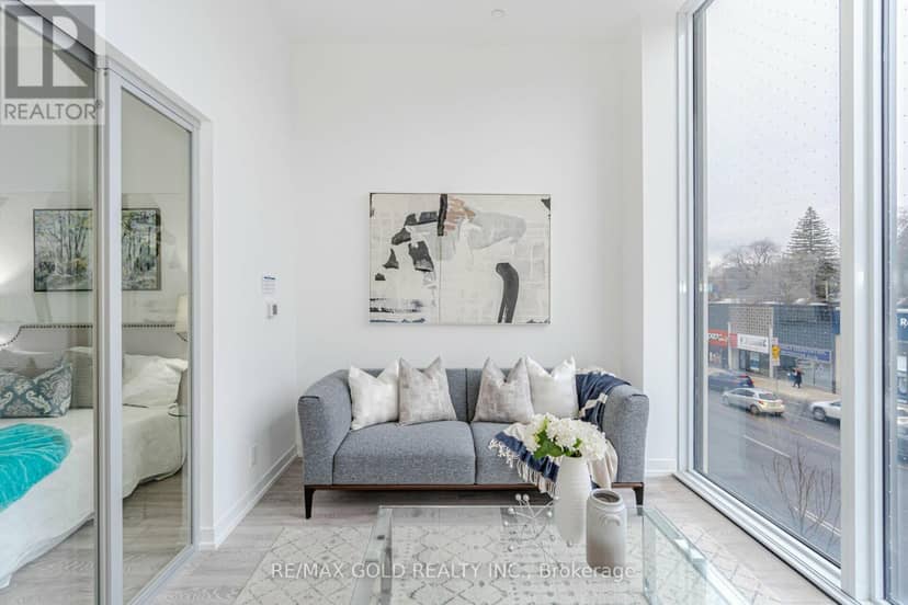 216 - 2020 Bathurst Street — photo 14 of 40