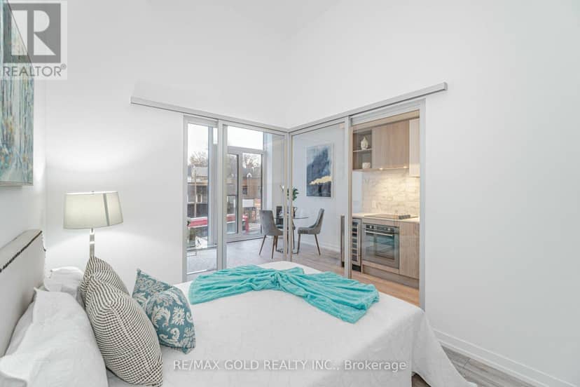 216 - 2020 Bathurst Street — photo 18 of 40