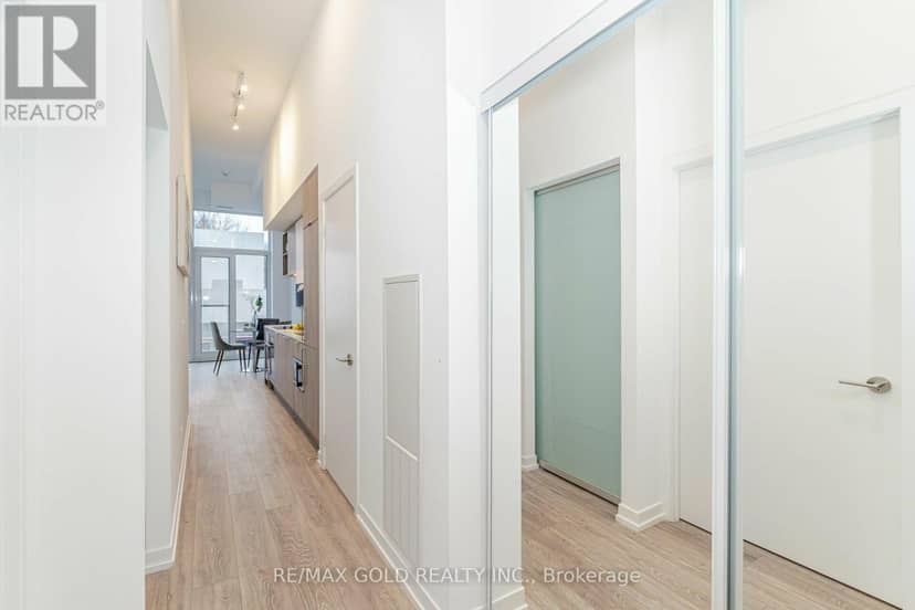 216 - 2020 Bathurst Street — photo 24 of 40