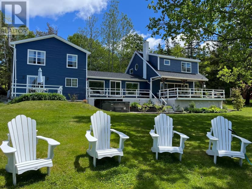 11308 Peggys Cove Road, Seabright, photo 3