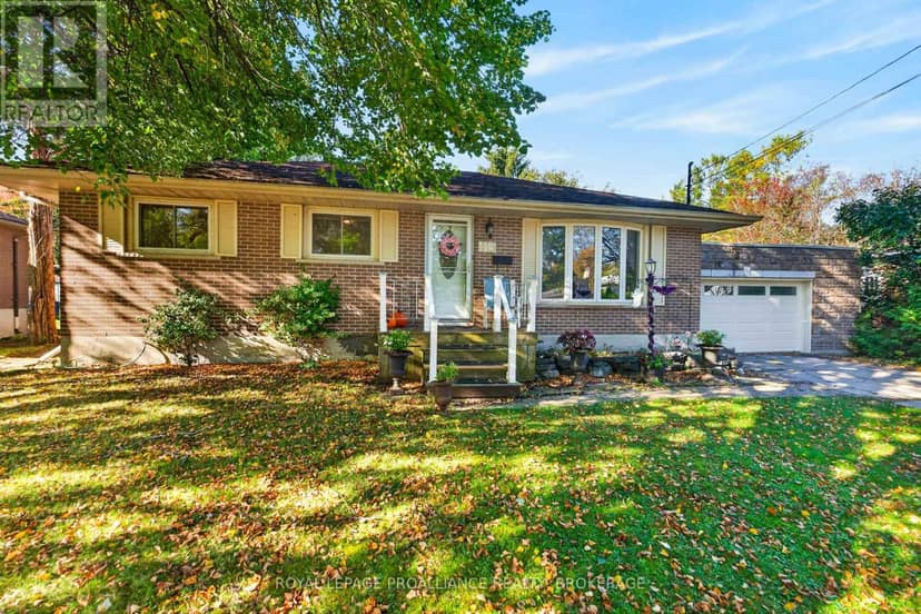 413 Maple Ridge Drive, Kingston