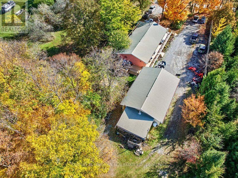 365 Park Road, Stone Mills