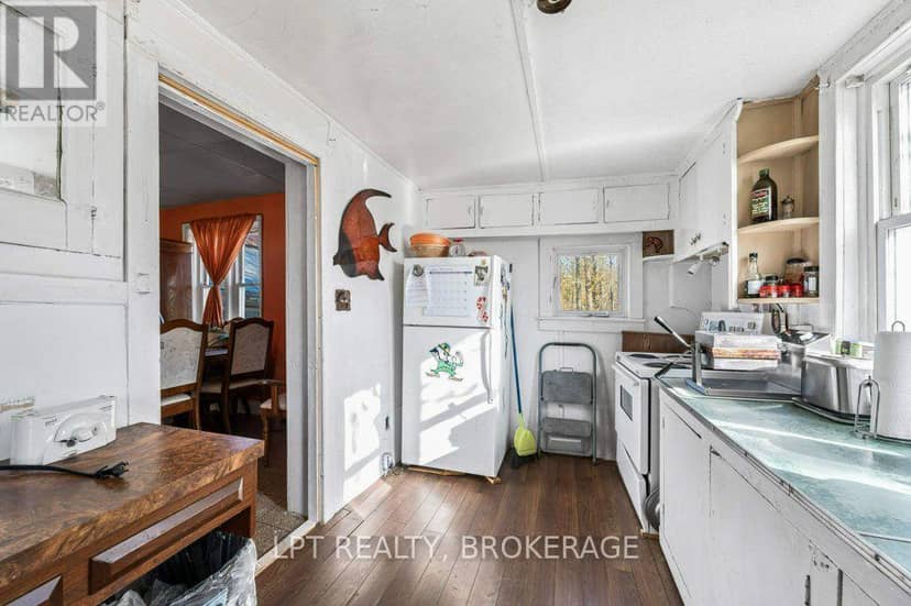 16 Westport Road — photo 12 of 40