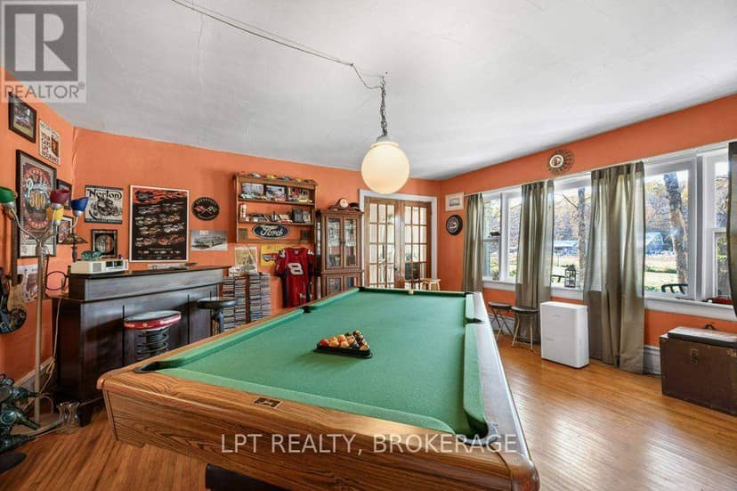 16 Westport Road — photo 15 of 40