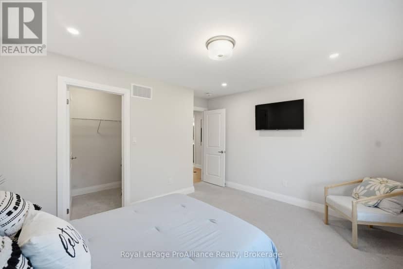 C - 431 Orchard Avenue — photo 32 of 40