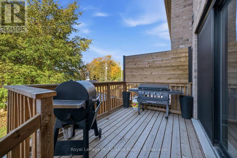 C - 431 Orchard Avenue — photo 33 of 40